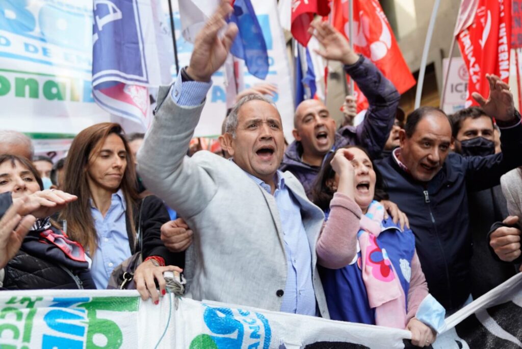 Fracasó la paritaria y se activó el paro: Sin bancos el próximo jueves 23