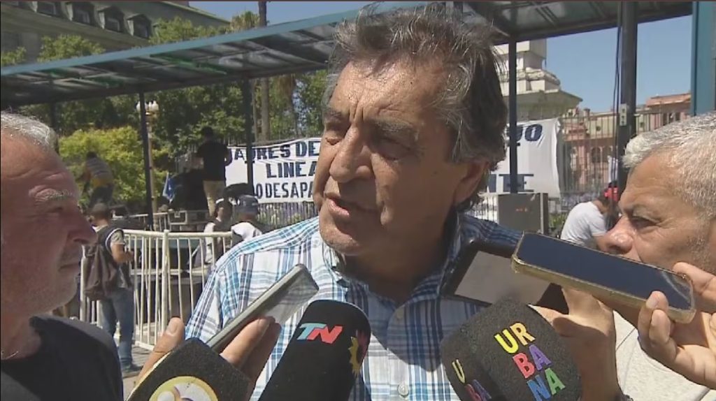 Con reclamos a Milei, los gremios marcharon a Plaza de Mayo: “El pueblo tiene que rebelarse”