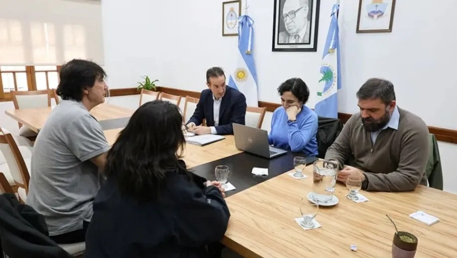 Salarios estatales en Neuquén: hubo acuerdo con el último gremio y crearán vacantes en un organismo