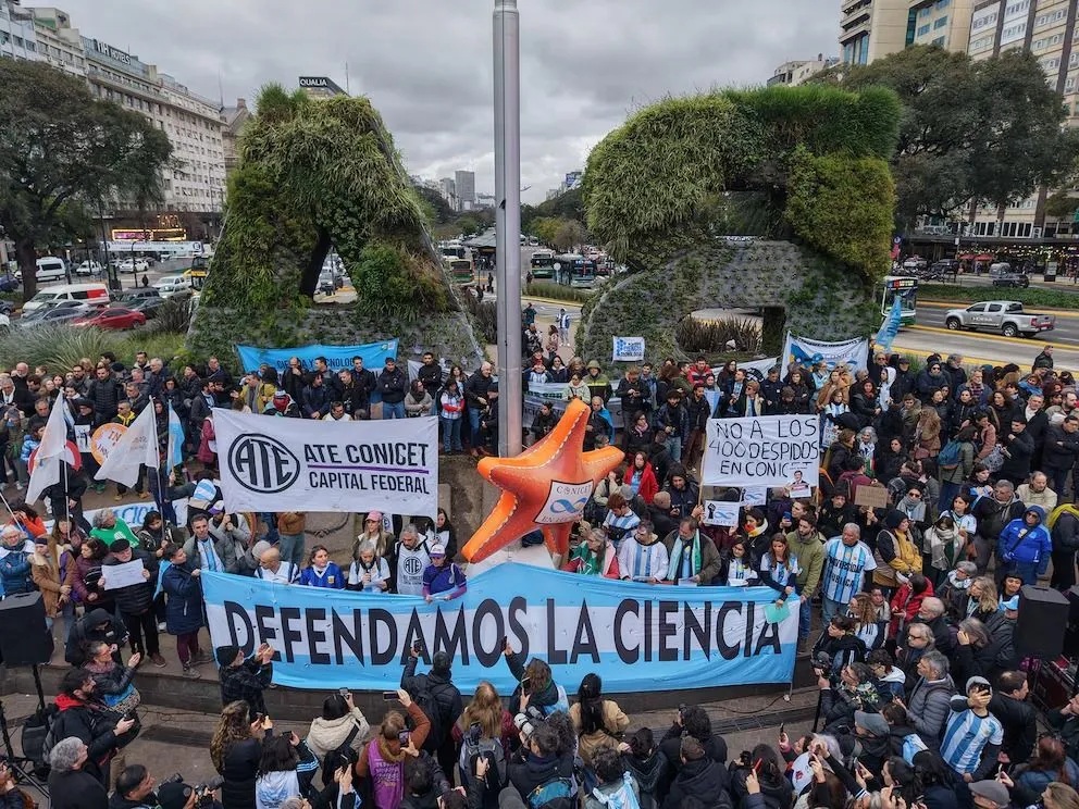 Los investigadores llaman a defender a la ciencia argentina del desguace libertario
